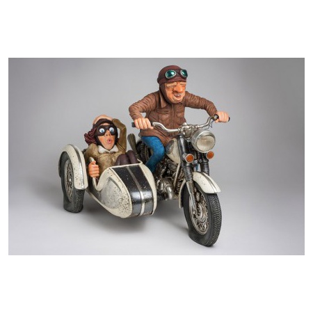 fo85087-web-the-sidecar-tour-promenade-en-side-car-1