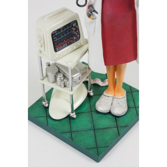 madame-docteur-5-682x1024