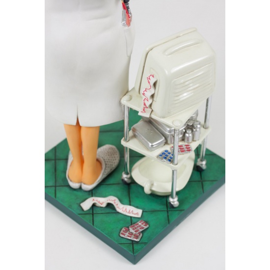 madame-docteur-6-686x1024